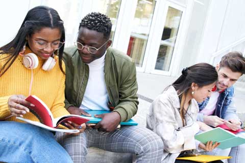 Erasmus ve Değişim Programları